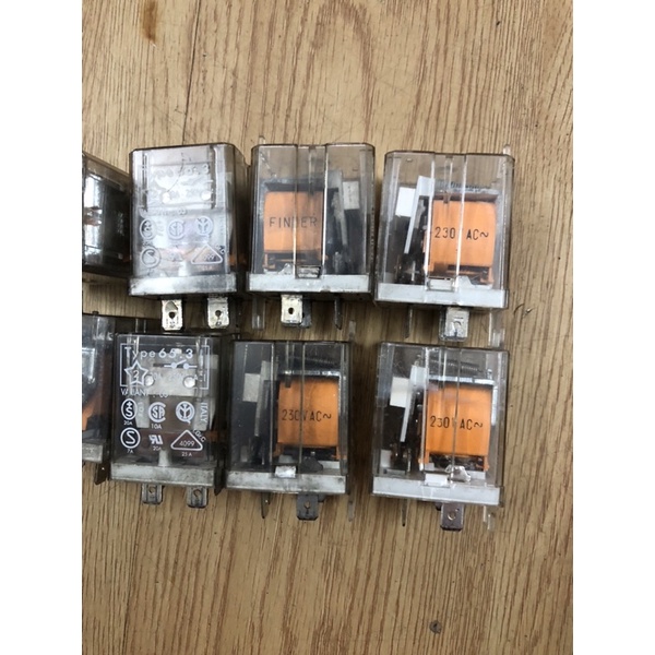 Rờ le 220v 30a