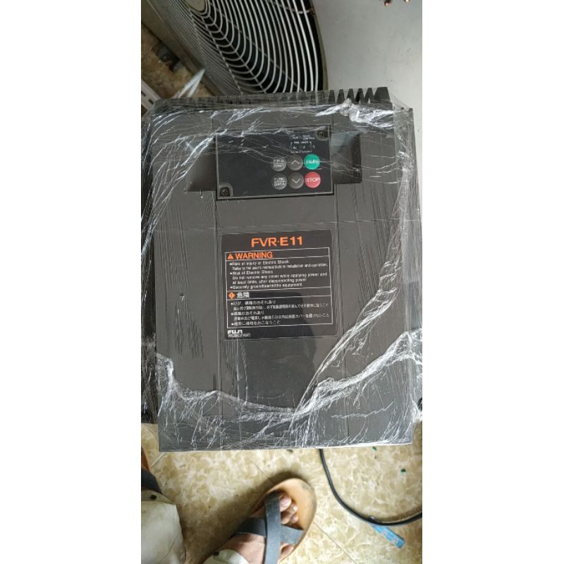 Biến tần 1pha 220v ra 3p 380v .1,5kw/2,2kw/3,7kw/5,5kw/7,5kw