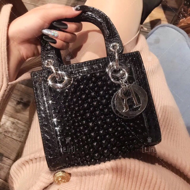 Túi xách đính hạt siêu đẹp