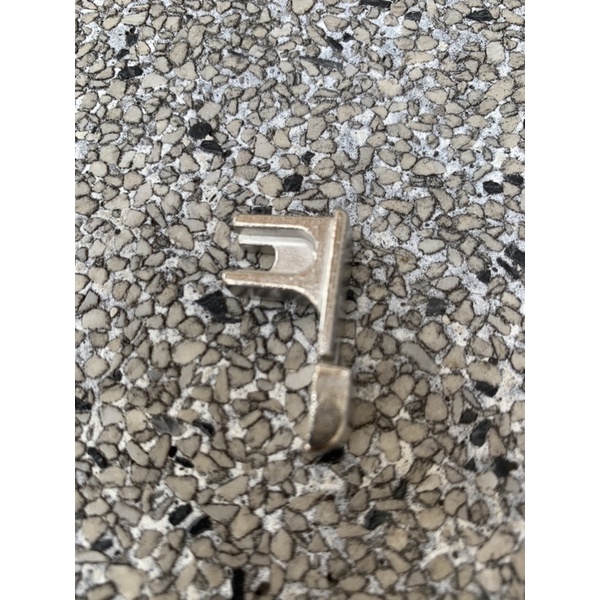 Chân vịt nhún bèo máy gia đình đời cũ singer buom…