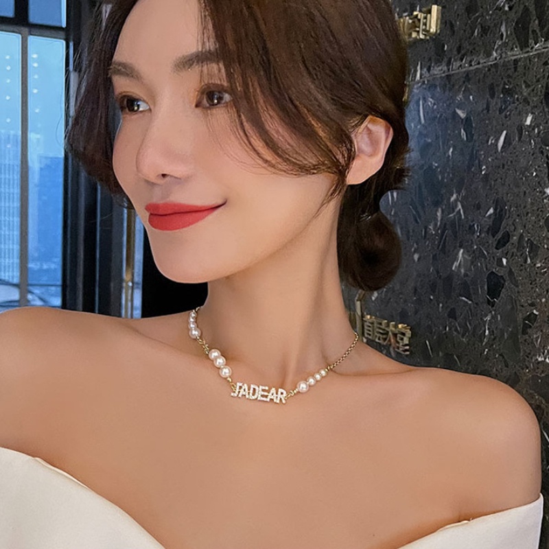 Vòng cổ Ngọc Trai Mặt Chữ Cái Sang Trọng Thời Trang Hàn Quốc Cao Cấp Cho Nữ