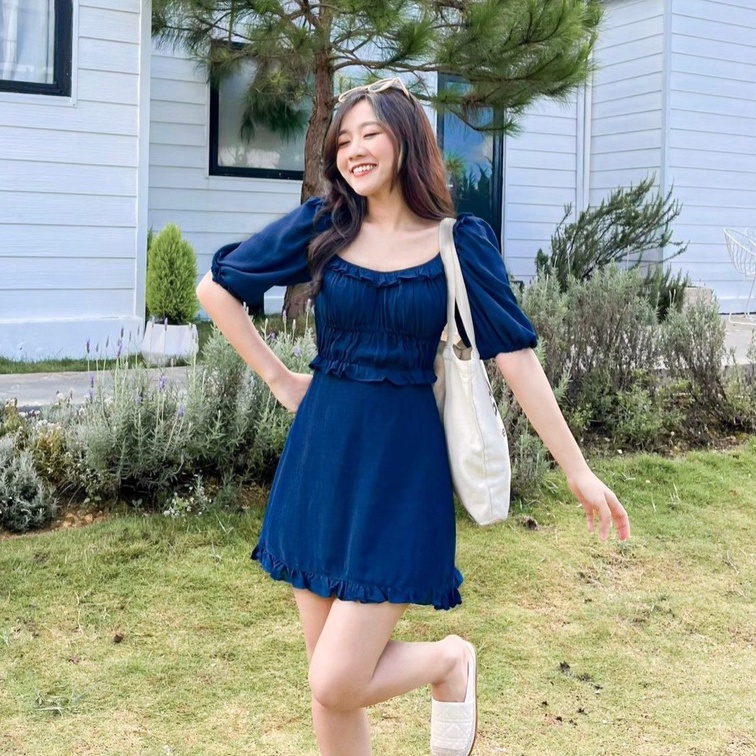 Đầm NEEDY - Đầm bèo ngực tay lửng