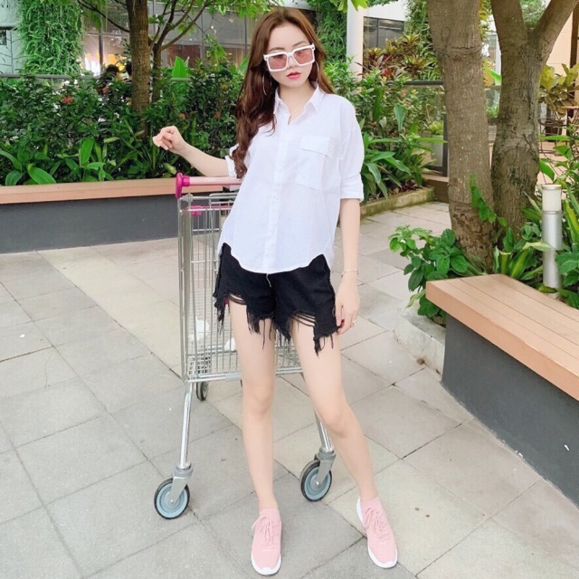 Áo sơ mi dáng oversize