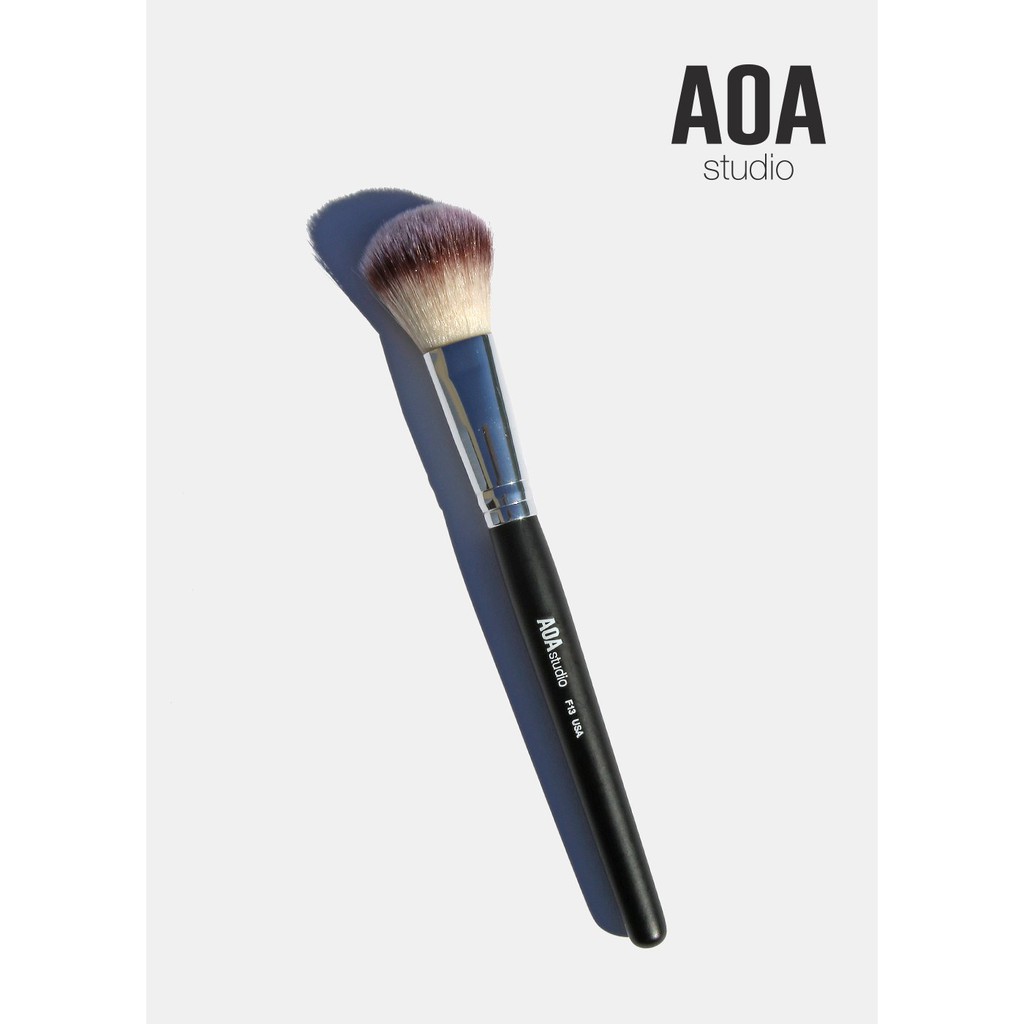 Cọ lẻ AOA Studio