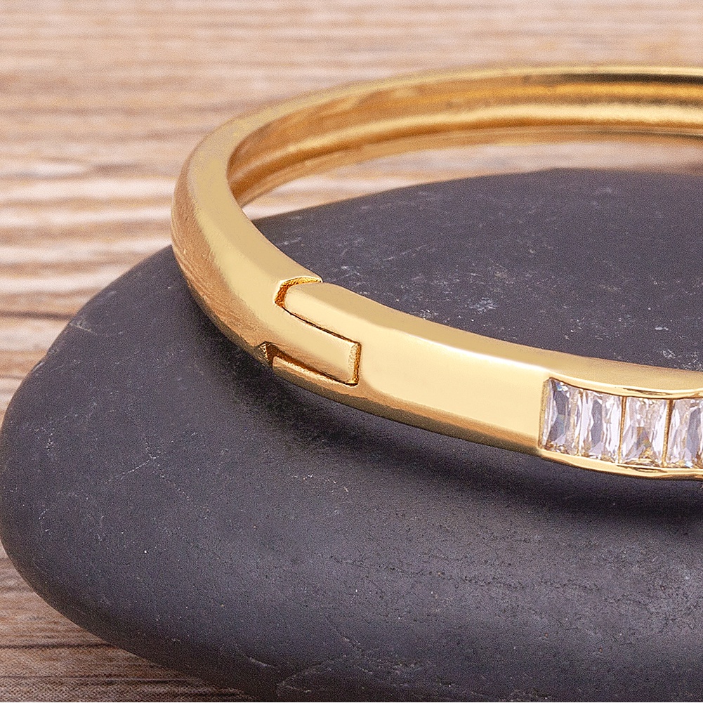 Vòng Tay Đính Đá Zircon Thời Trang Cho Nữ