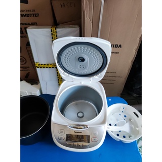 Nồi cơm điện tử Panasonic 1.8 lít SR-CP188NRA, lòng nồi 6 lớp, dày tới 4 mm hàng trưng bày