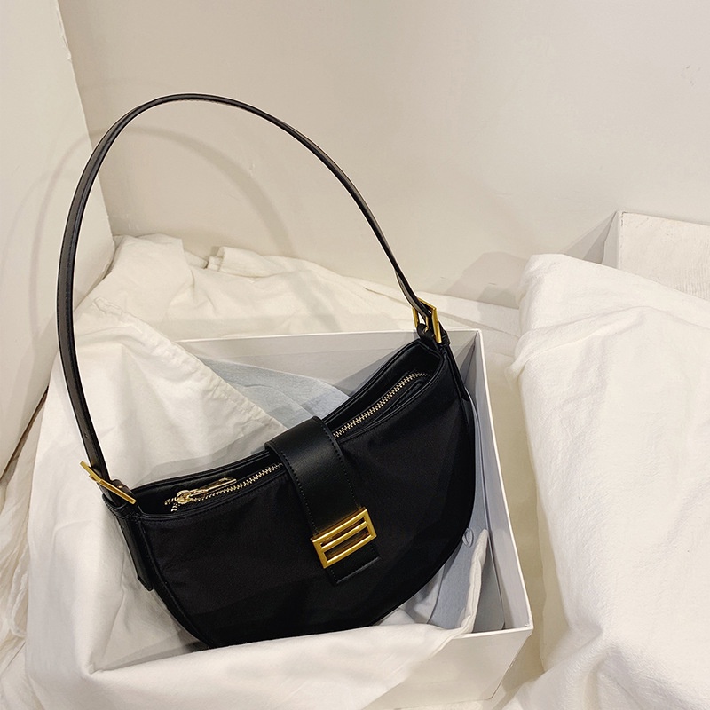 Túi đeo vai IELGY vải nylon phối khóa gài kiểu dáng giản đơn thời trang