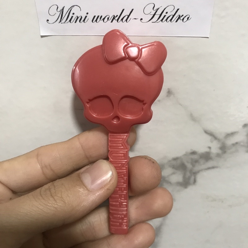 Váy búp bê Monster high. Phụ kiện chân đế lược búp bê MH