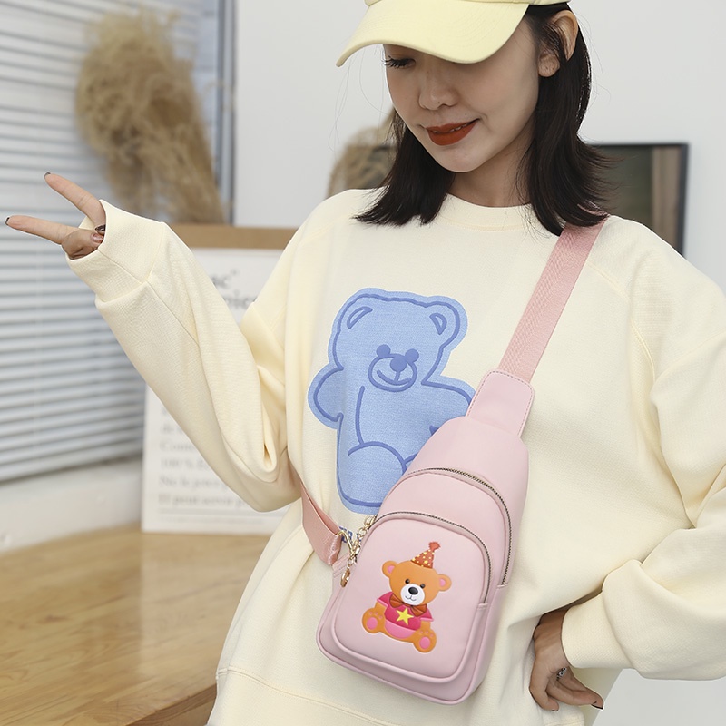 Túi Đeo Chéo Da Mềm In Hình Gấu Dễ Thương Thời Trang Cho Nữ