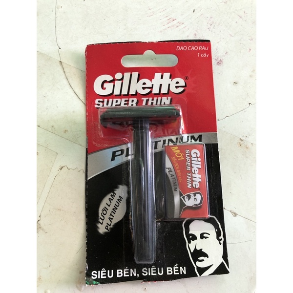 1 cái dao cao râu gillette màu đen có kèm lưỡi dao