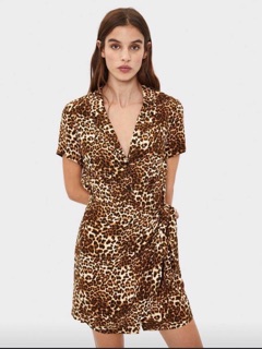 Váy da báo pull & bear auth