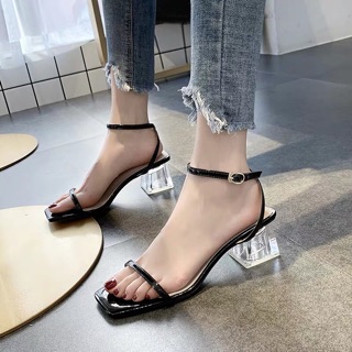 Sandal cao gót quai mảnh