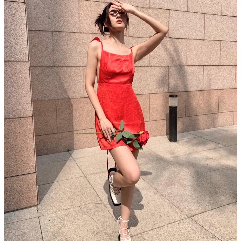 Đầm MIN MIN , có cúp hở lưng siêu dễ thương có nhiều