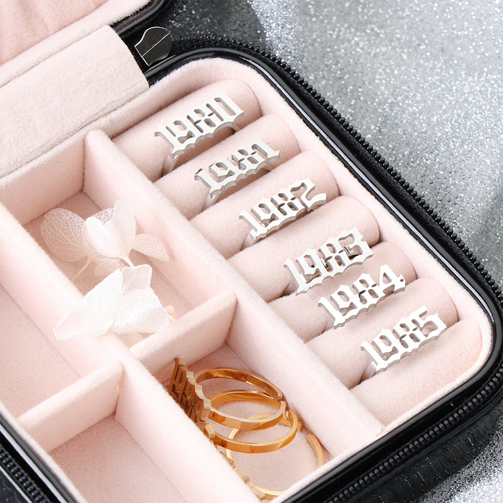 Nhẫn đeo tay chất liệu thép không gỉ 1980-2000