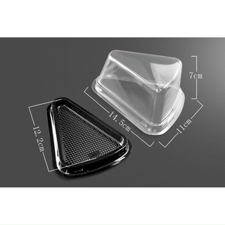 Hộp bánh tam giác - hộp bánh tiramisu tam giác A03 mang về