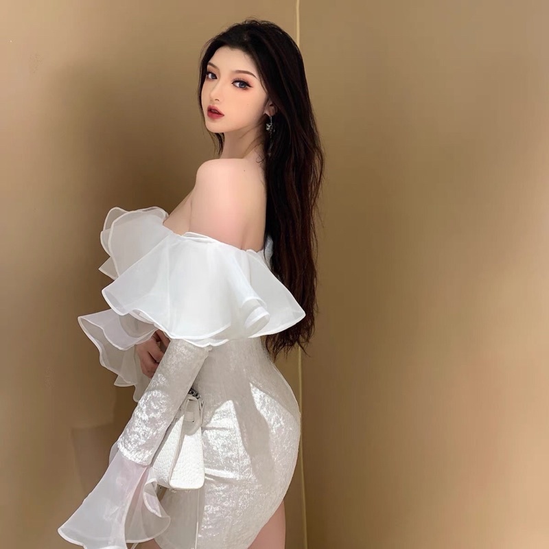 Váy nhung trắng trễ vai mix voan tơ bèo ôm sát body đi tiệc