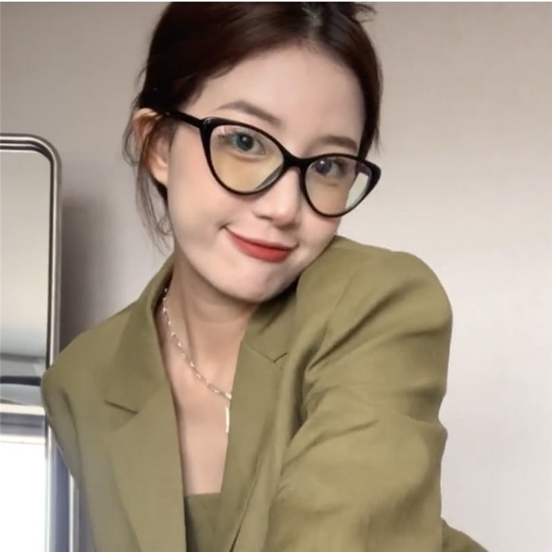 Kính Mắt Mèo Thời Trang Phong Cách Retro