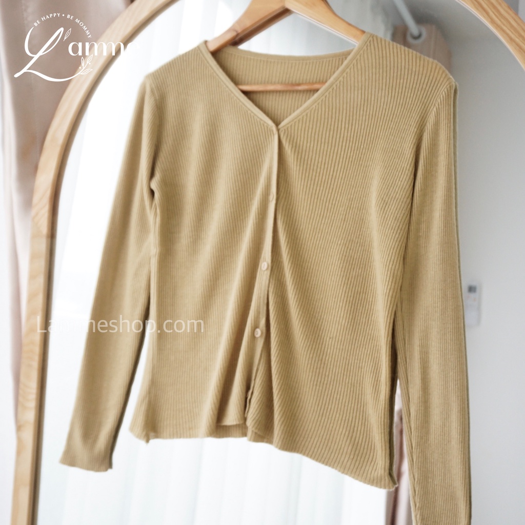 Áo cardigan mỏng chất len mềm mại, màu sắc nhẹ nhàng nhã nhặn, kiểu dáng trẻ trung sản phẩm của LAMME