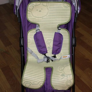 Chiếu nằm cho xe đẩy của bé