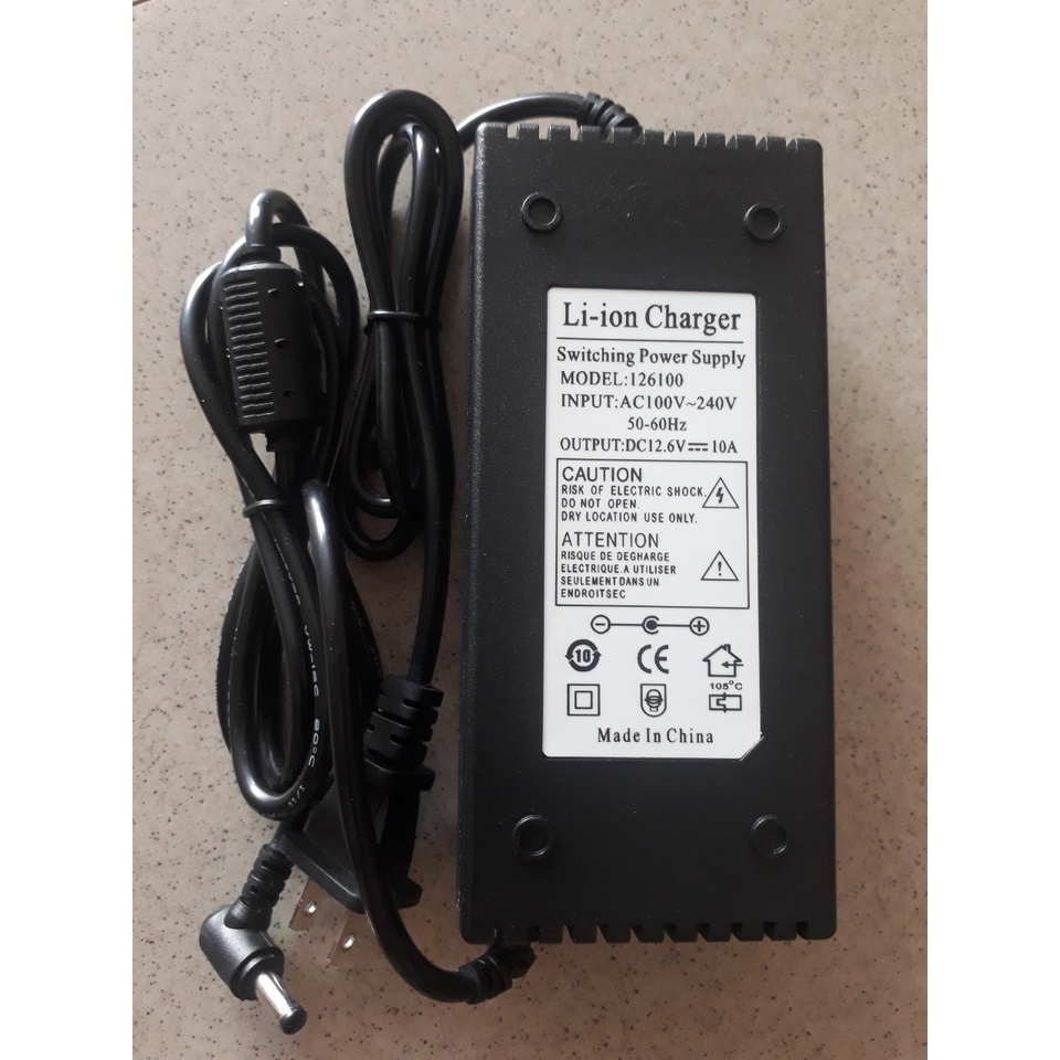 BỘ sạc 3S 12.6V 5A dùng cho pin Li-ion 3.7V có quạt loại tốt - 12.6v5A