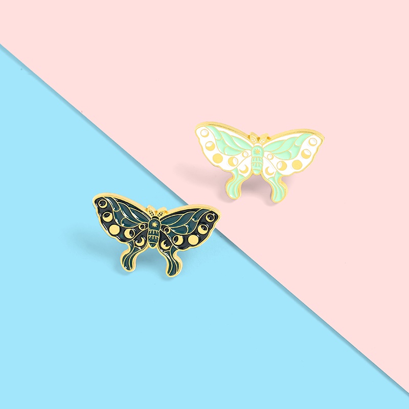 Ghim cài áo hình hoạt hình dễ thương