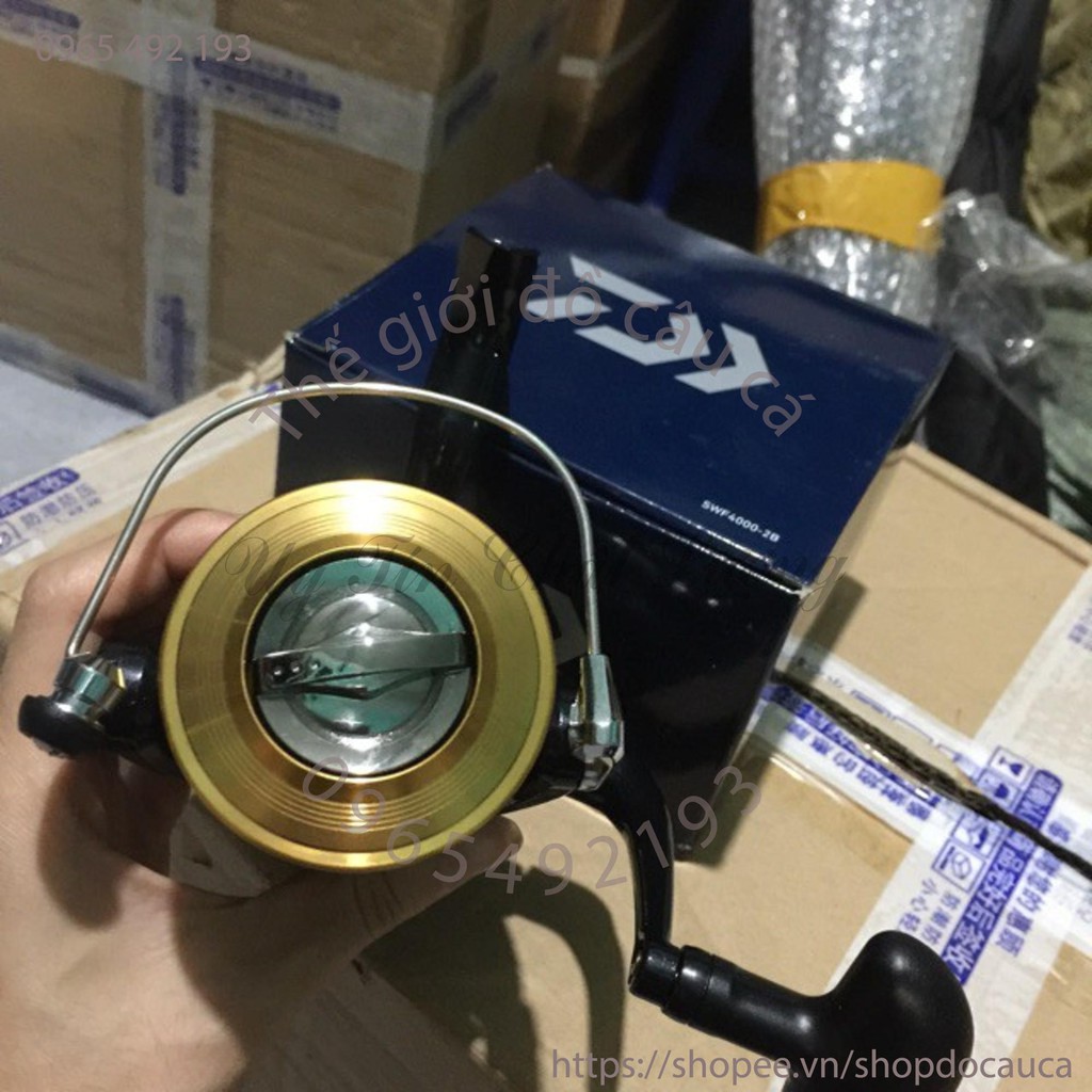 Máy câu cá daiwa 3000 ( rẻ vô địch )