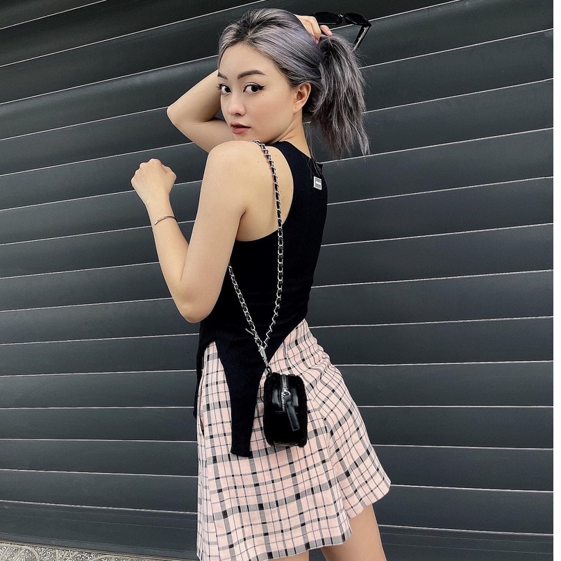 Áo ba lỗ nữ, áo croptop ba lỗ nữ 2 tà cut out phom ôm hở eo sexy đen trắng tập gym yoga đi chơi hàn quốc Wikishop C1058