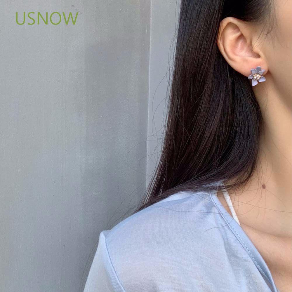 Khuyên Tai Kim Loại Hình Hoa Đính Ngọc Trai Giả Dễ Thương Phong Cách Hàn Quốc Cho Nữ