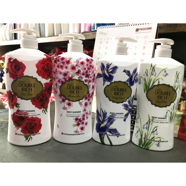 Sữa tắm Double Rich hương hoa quyến rũ 800g