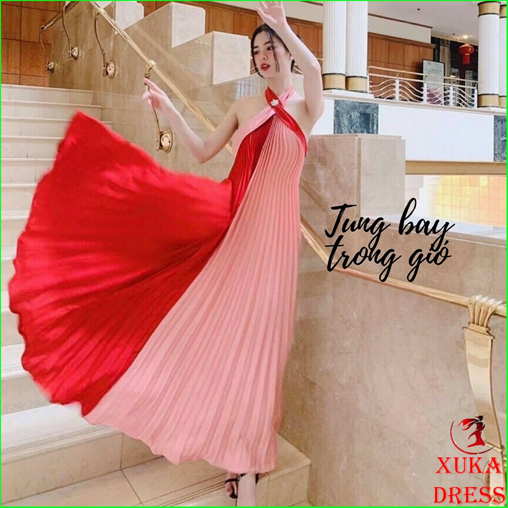 Đầm maxi cổ yếm dáng xòe dập ly phối màu hở lưng phong cách XUKA-DRESS MT015-chất Phi Lụa xinh đẹp có mút ngực