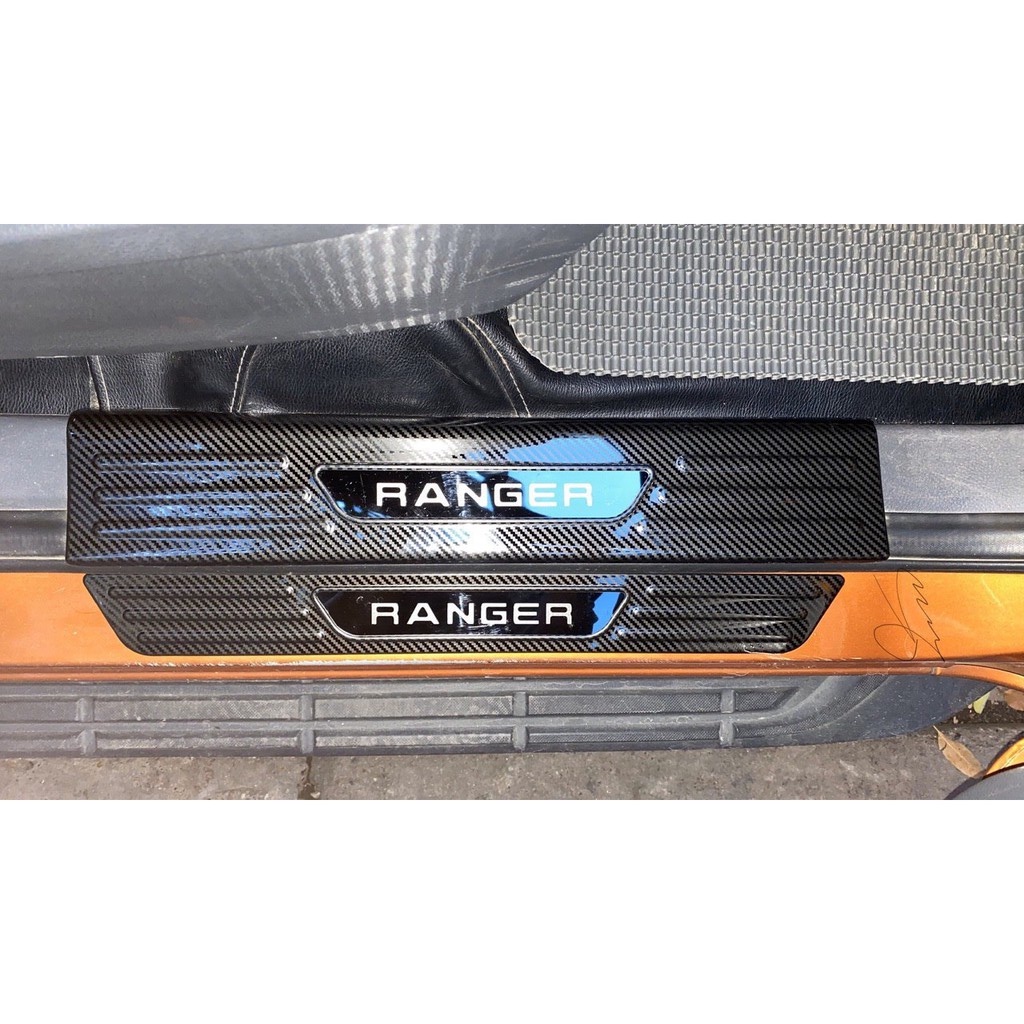 Ốp Bậc cửa, nẹp bước chân trong, ngoài CACBON xe Ranger 2015 - 2021, 2022, 2023 vân carbon cao cấp