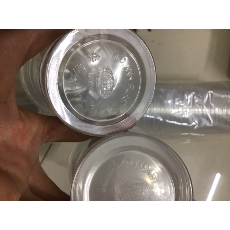 Cốc nhựa dùng 1 lần 500ml kèm nắp loại đẹp