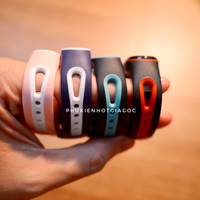 (Sẵn VN) Dây thể thao đục lỗ Mi band 5 khoá cài bên trong / Khoá cài thông minh