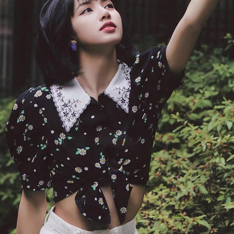 Lisa blackpink Áo Crop Top Ren Hoa Ngắn Tay Thời Trang Retro Hàn Quốc Cho Nữ