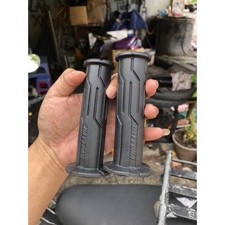 bao tay Daytona mẫu sọc mới