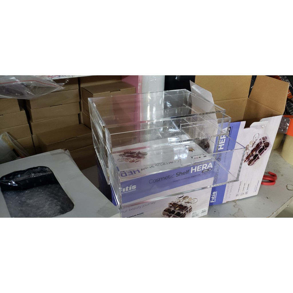 Hộp chứa mỹ phẩm Hera chính hãng của FITIS