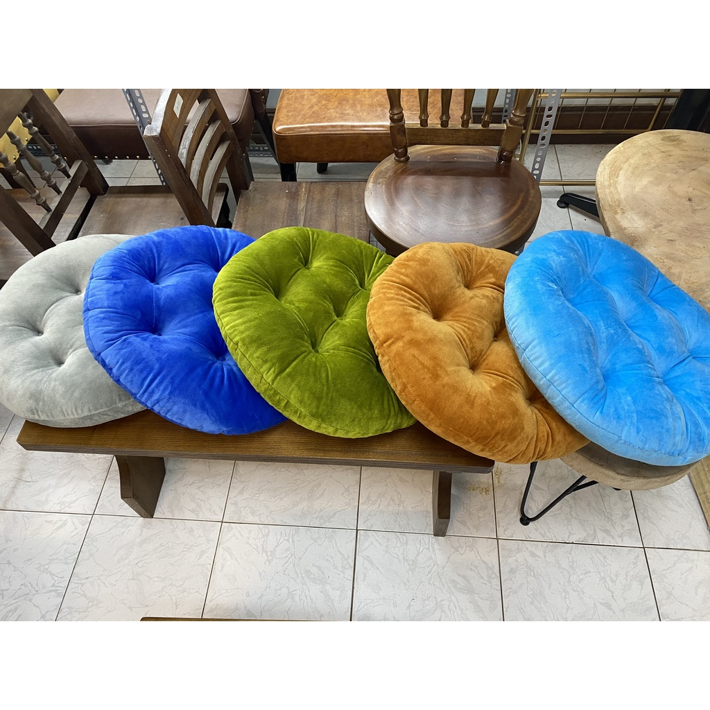 - Ghế nón sắt kèm đệm ngồi