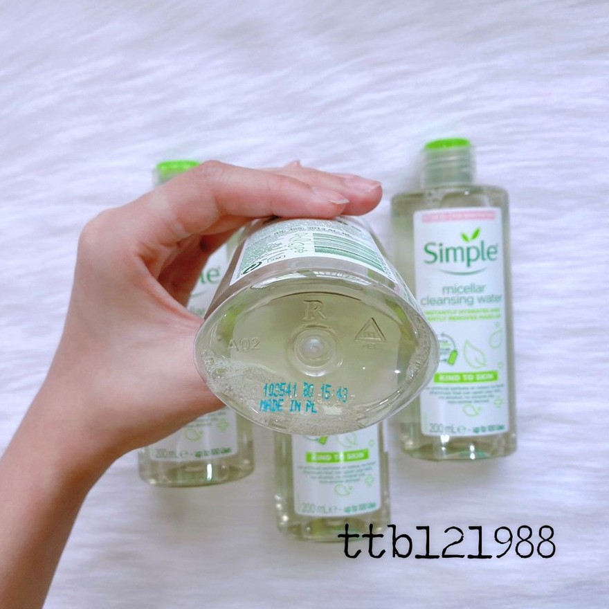 Nước Tẩy Trang SIMPLE Cleansing Water Kind To Skin 200ML