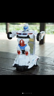 Ô Tô Cảnh Sát Biến Hình Robot