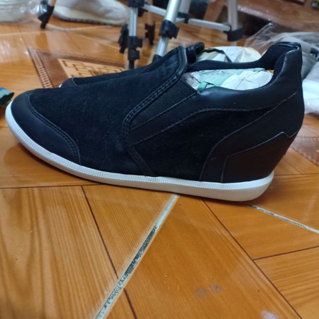 Giày slipon 150k