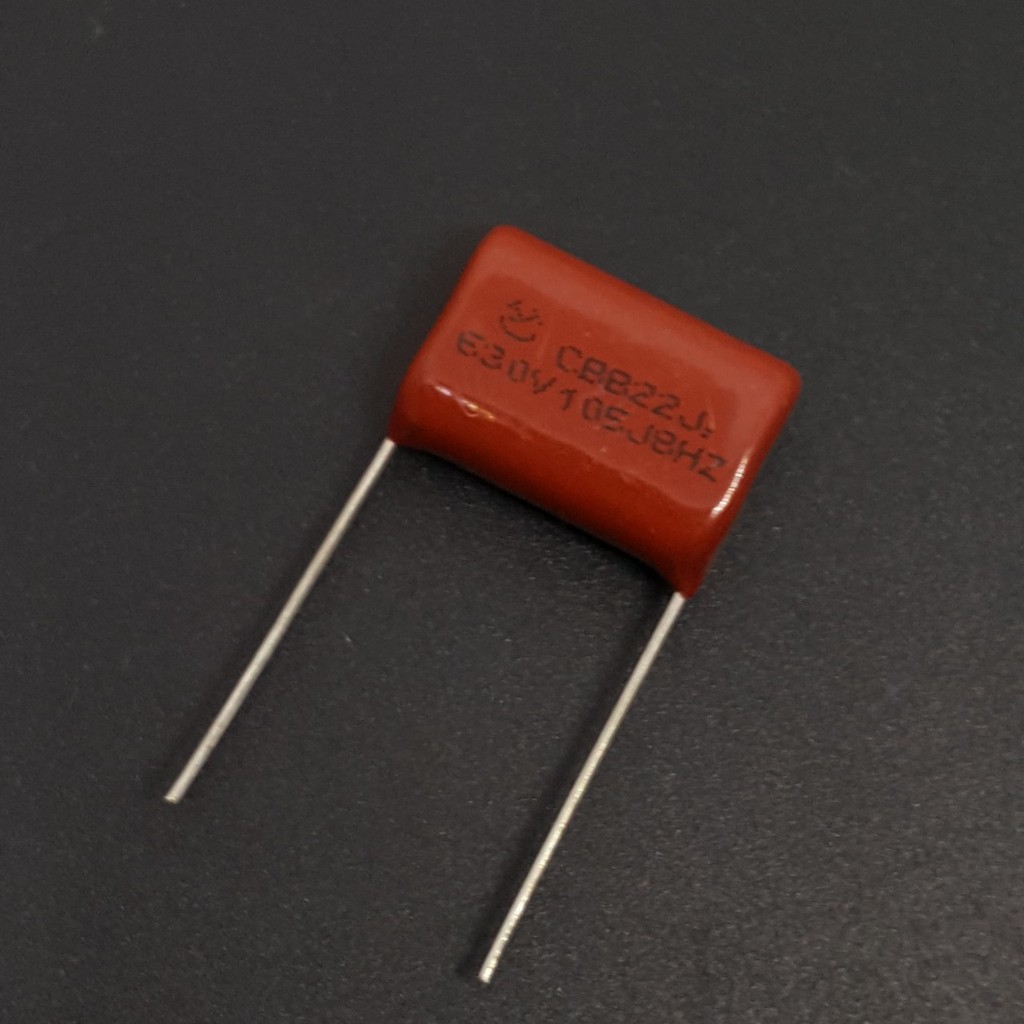 Tụ CBB22 105J 630V