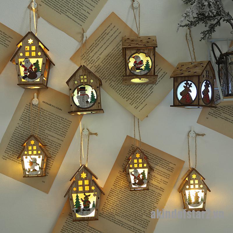Nhà Gỗ Trang Trí Cây Thông Giáng Sinh Dễ Thương