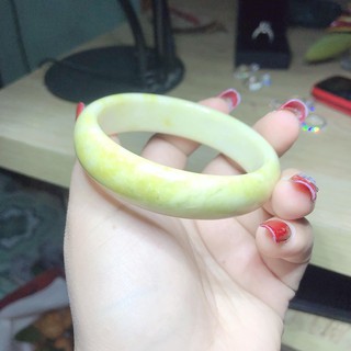 Vòng tay bản liền đá ngoc serpentin YÊN BÁI thiên nhiên