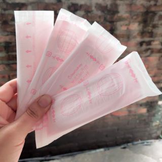 Thấm sữa Chu Chu