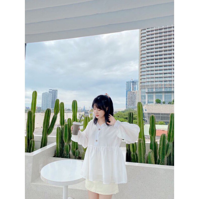 Áo sơ mi nữ babydoll form rộng oversize , Sơ mi trắng nữ giấu quần tay bồng cúc gỗ 7lucky