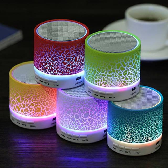 Loa Bluetooth Mini Có Đèn Led Theo Nhạc Âm Thanh Hay
