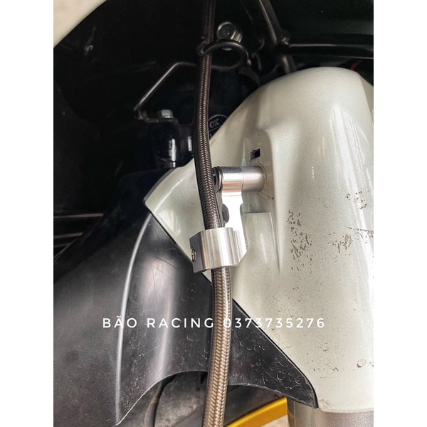 Pat giữ dây dầu Hel nhôm cnc gắn xe máy