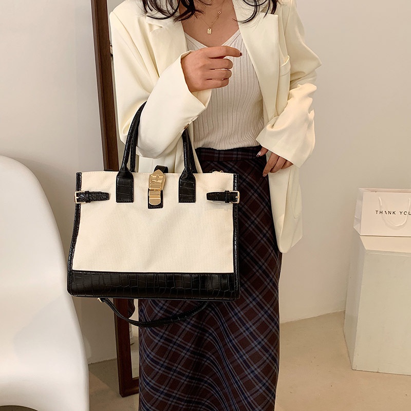 Túi đeo chéo IELGY sức chứa lớn phối màu thời trang dành cho nữ