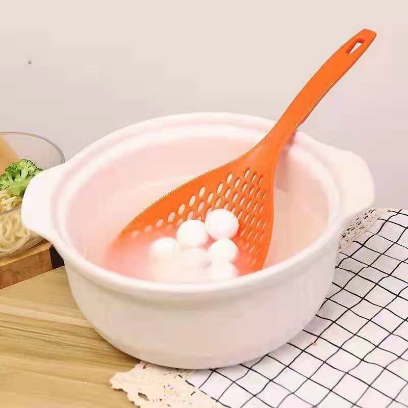 Thìa nhúng mỳ, thìa vớt đồ ăn,thìa lỗ tiện lợi cho gia đình
