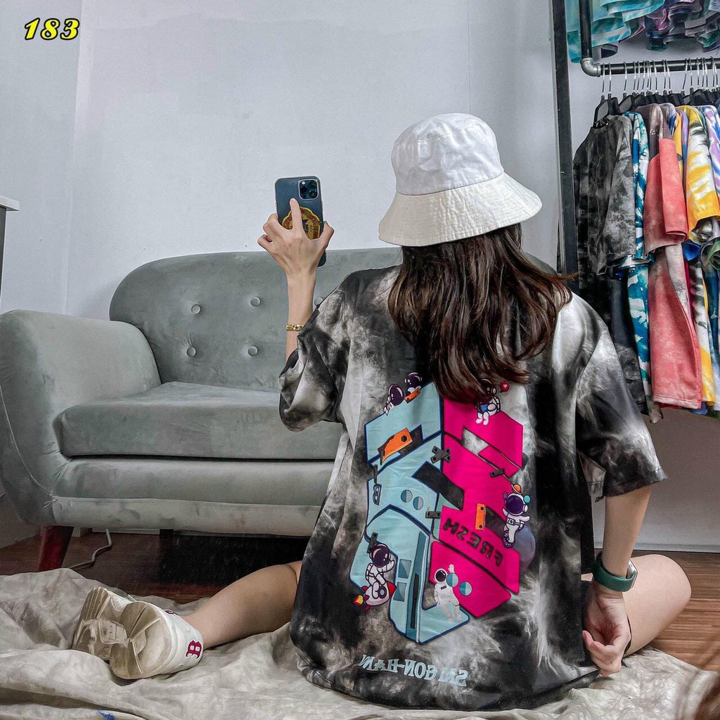 Áo thun loang màu nam nữ đủ mẫu in họa tiết hoạt hình form rộng tay lỡ cực dễ thương, chất áo dày dặn, co giãn 4 chiều | BigBuy360 - bigbuy360.vn